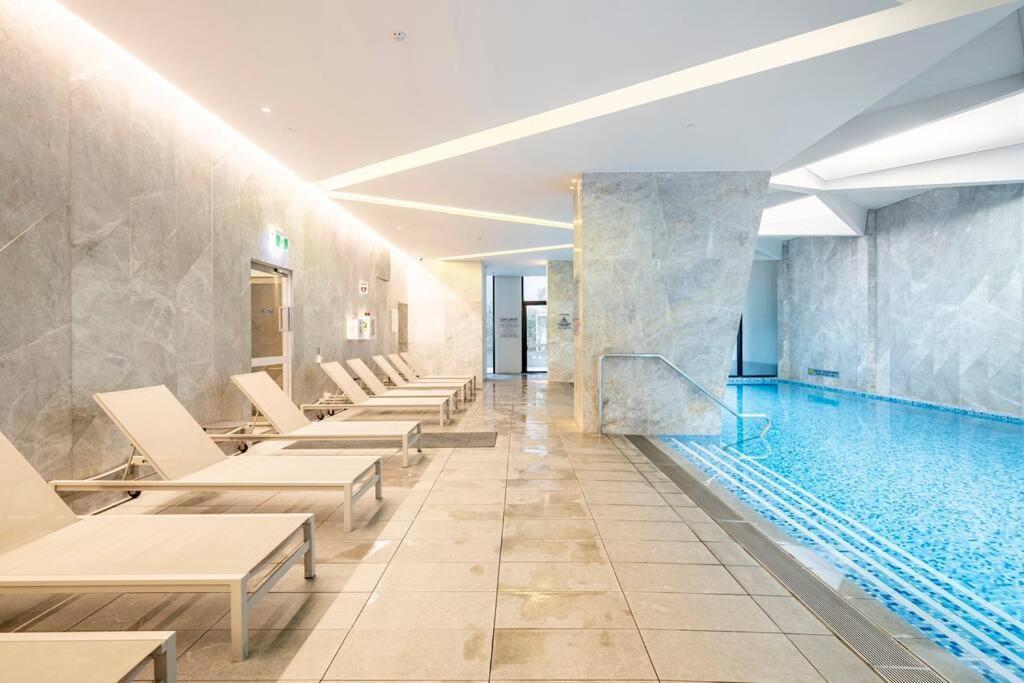 Luxury Apartment In Melbourne Luaran gambar